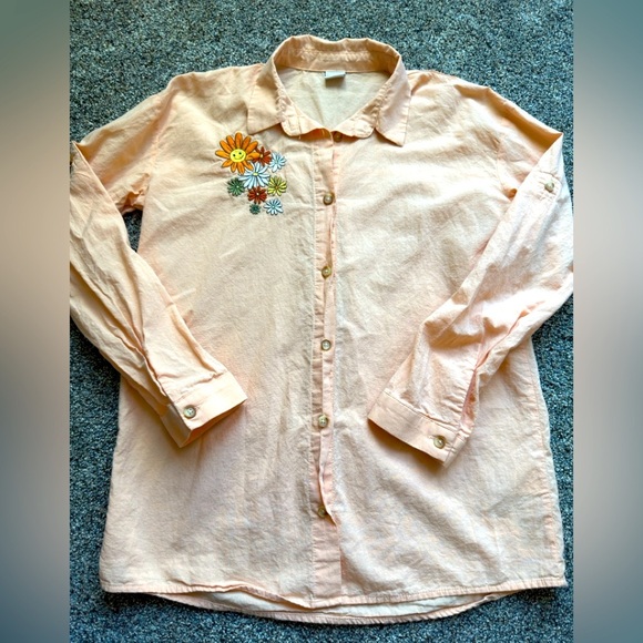 LC Waikiki Lightweight Orange flower smiley button up top - Picture 1 of 5